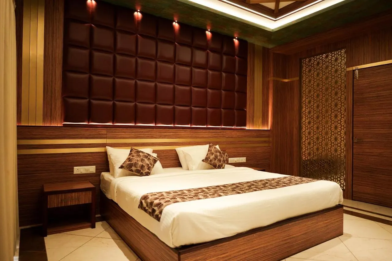 Hotel Valluvanad Residency Perintalmanna