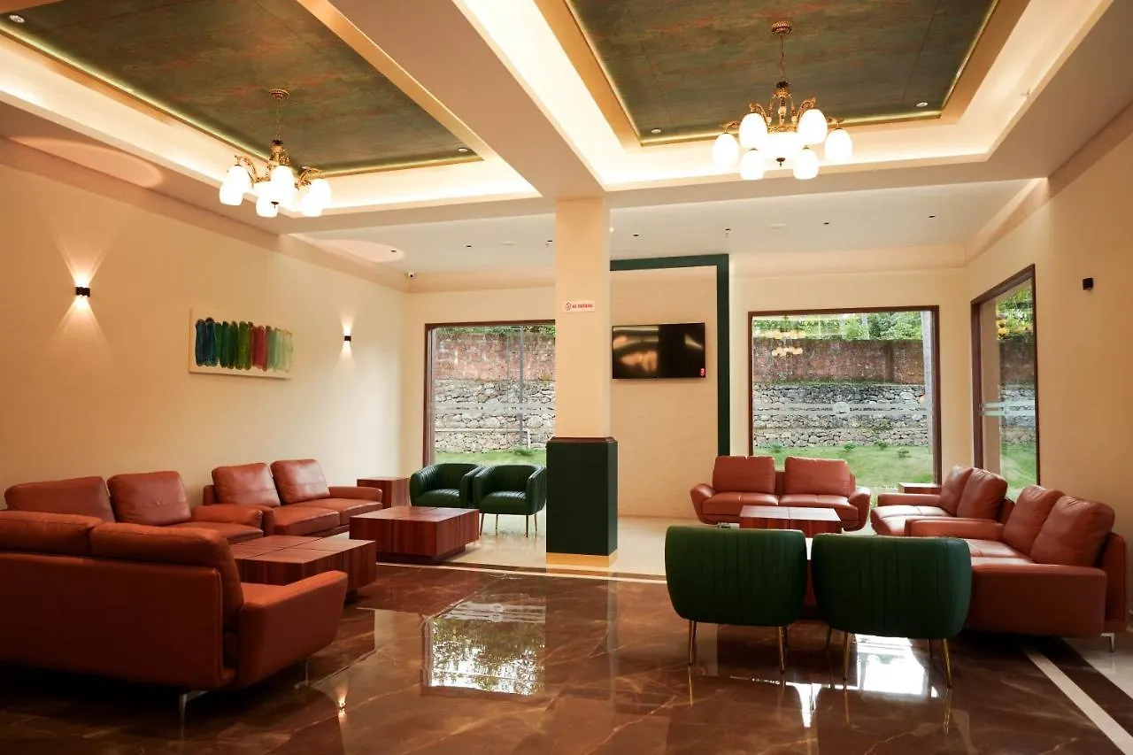 Hotel Valluvanad Residency Perintalmanna