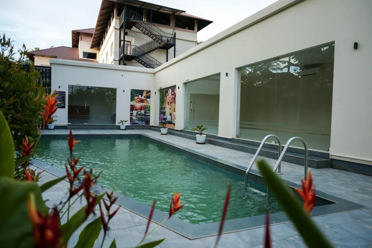 Valluvanad Residency Perintalmanna Hotel